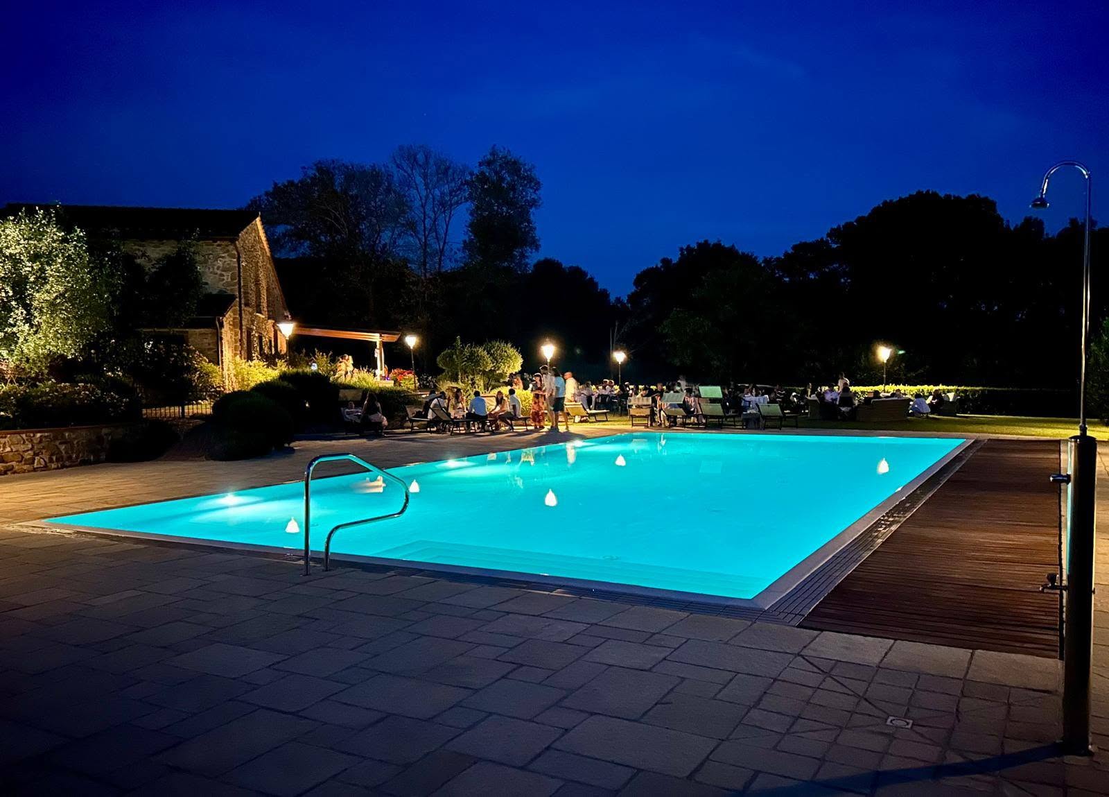 Struttura turistica con piscina a Poppi